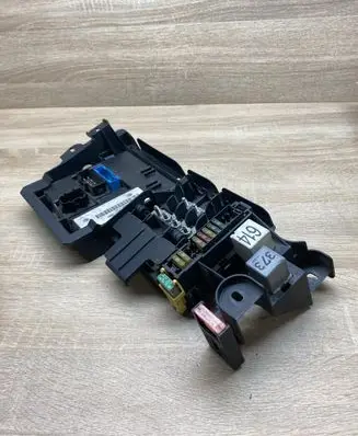 Audi A8 S8 D3 4E Fuse module 4E0907289 4E0971845