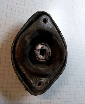 Audi A4 S4 B5 8D Gearbox mount 8D0399151N