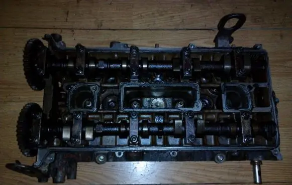 Ford Mondeo Mk III Engine head 1s7g6090