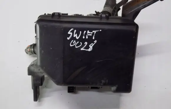 Suzuki Swift I Fuse box set 8374938okld93df