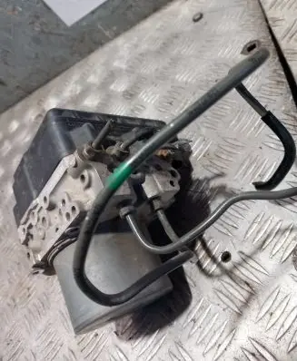 Toyota RAV 4 (XA30) ABS Pump 1338009840 T12199