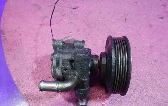 Seat Leon (1M) Power steering pump 1J0422154B