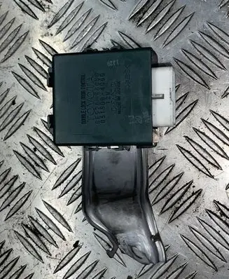 Lexus IS 220D-250-350 Door control unit/module 8597053030