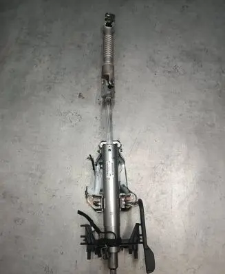 BMW 2 F46 Steering wheel axle 7046955