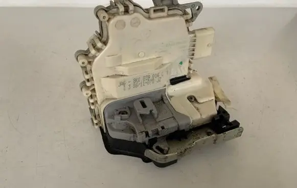 Audi Q5 SQ5 Rear door lock 8K0839016C