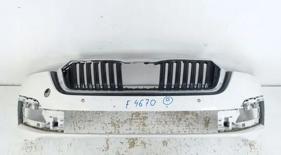 Skoda Octavia Mk4 Front bumper 5E3807221