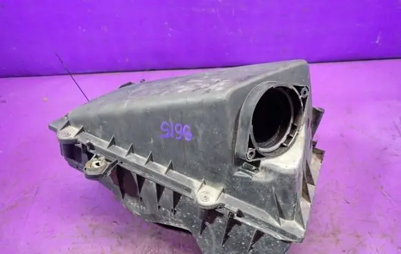 Seat Leon (1M) Air filter box 