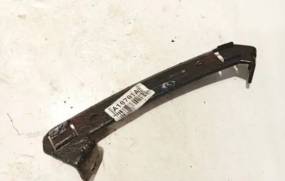 Under headlight/headlamp trim
