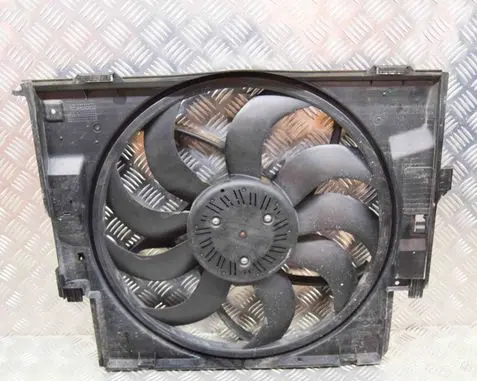 BMW 3 F30 F35 F31 Radiator cooling fan shroud 2000924 8641946