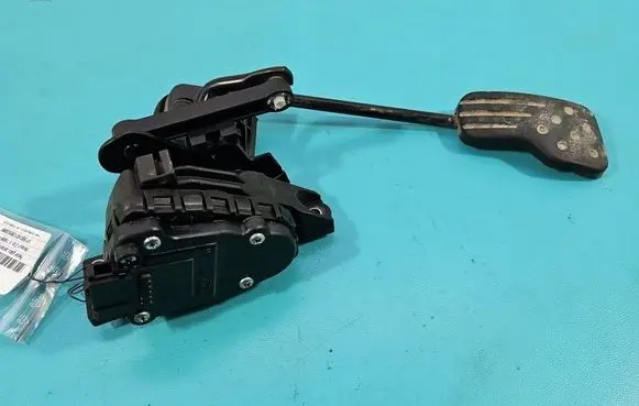 Renault Clio II Accelerator throttle pedal 010946-36 IMPRK1534798