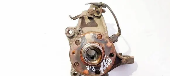 Volkswagen PASSAT B6 Front wheel hub