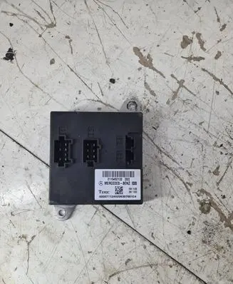 Mercedes-Benz E W211 Comfort/convenience module 2115452132