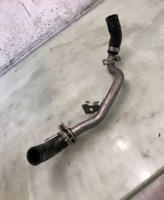 Nissan Qashqai J12 Engine coolant pipe/hose 210477581r