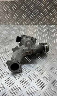 Nissan Qashqai EGR valve cooler 8200614985 124108443