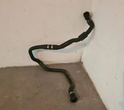 BMW 7 G11 G12 Engine coolant pipe/hose 8573220 156446148378
