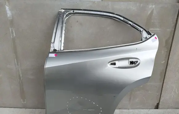 Lexus UX Rear door 27018219