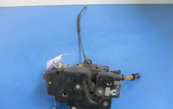 Skoda Octavia Mk1 (1U) Front door lock