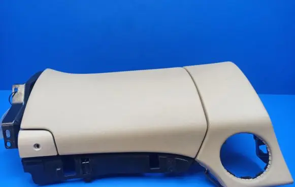 Mercedes-Benz CLS C219 Glove box set E048831022