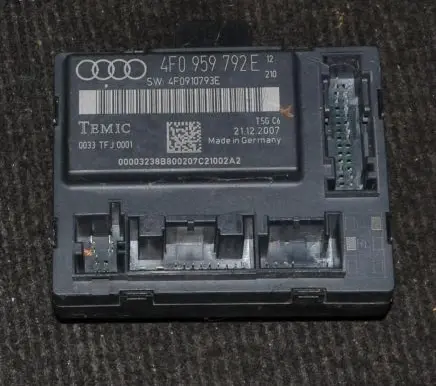 Audi A6 S6 C6 4F Door control unit/module 4F0959792E