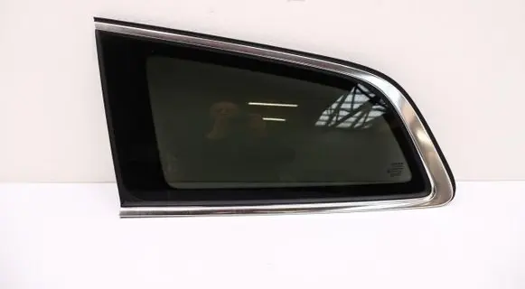 Volvo V60 Rear side window ACM100