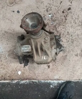 Volvo XC70 Gearbox transfer box case P31256301