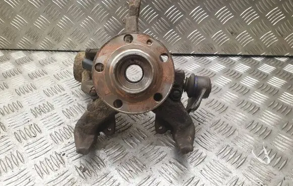 Skoda Fabia Mk1 (6Y) Front wheel hub