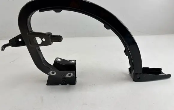 Audi A3 S3 8V Tailgate/trunk/boot hinge 8V5827302