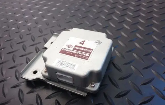 Nissan X-Trail T30 Torque split ecu control unit/module 41650EQ070 A68000U06