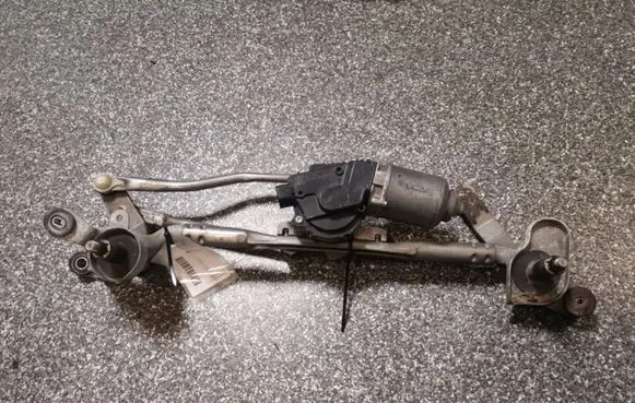 Mazda 5 Front wiper linkage and motor 1593000600