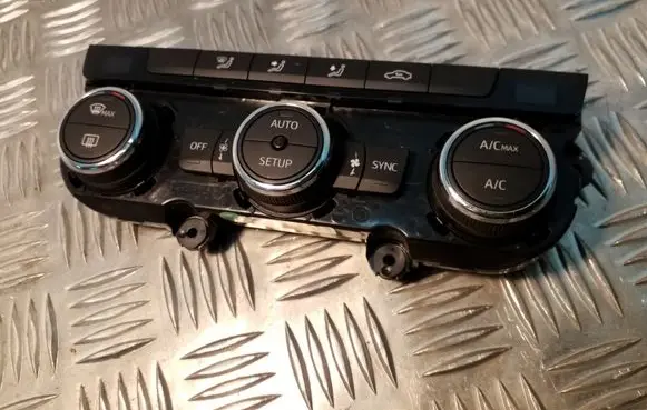 Volkswagen PASSAT B7 Climate control unit 3AA907044