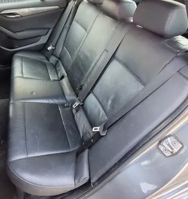 BMW X1 E84 Second row seats 