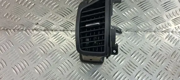 KIA Sorento Dash center air vent grill 974202P000