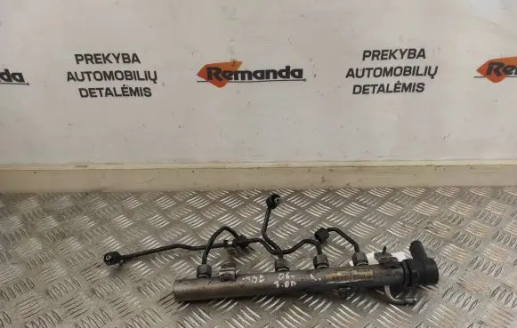 Mercedes-Benz E W211 Fuel main line pipe A6420700495
