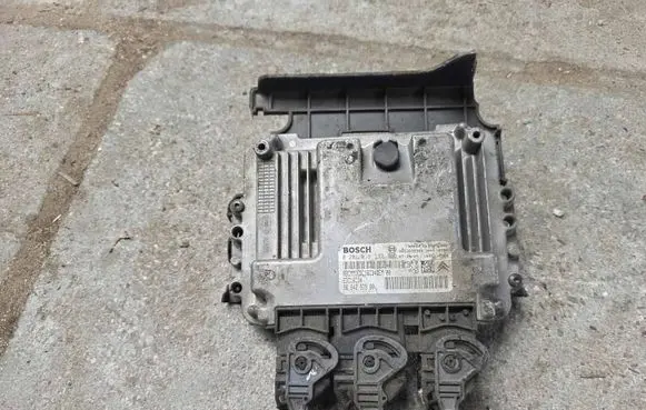 Citroen C5 Engine control unit/module 9664257580