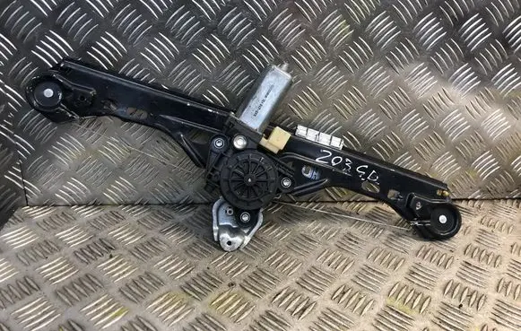 Mercedes-Benz C W203 Rear window lifting mechanism without motor 0130822007