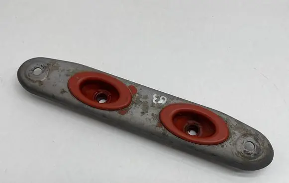 Audi Q3 F3 Muffler mount bracket/holder 1K0253144