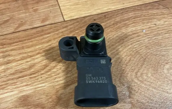 Opel Astra H Air pressure sensor 55563375 35019032 5WK96820