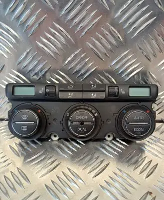 Volkswagen PASSAT B6 Climate control unit 74677532V
