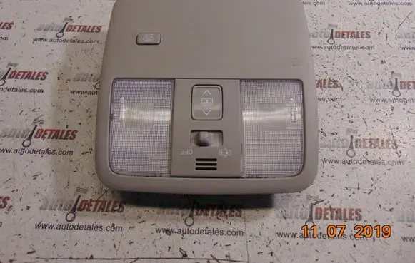 Toyota Avensis T270 Front seat light 8973220040