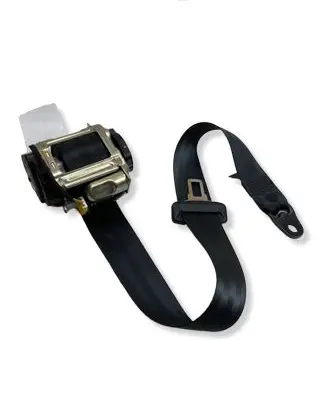 Volvo XC90 Middle seatbelt (rear) 31675002