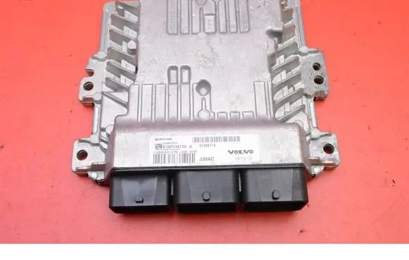 Volvo V40 Engine control unit/module ECU 31355712