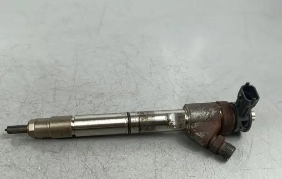 KIA Sorento Fuel injector 0445110584