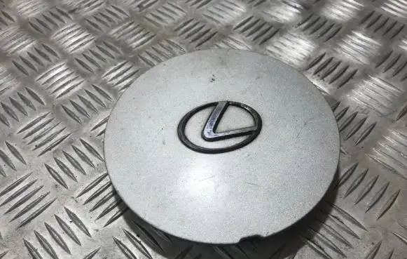 Lexus GS 300 400 430 Original wheel cap 8446