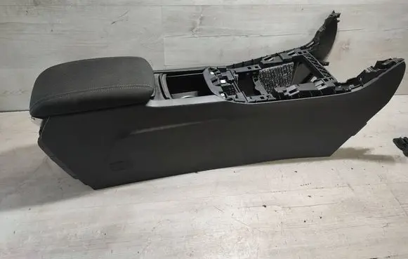 Peugeot 308 Center console 96775883