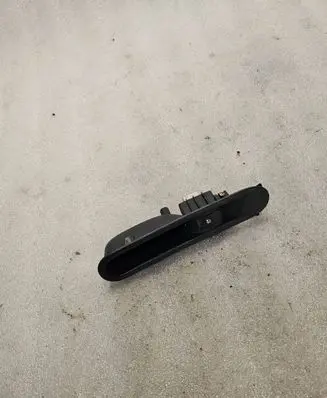 Renault Espace - Grand espace IV Electric window control switch 8200012263