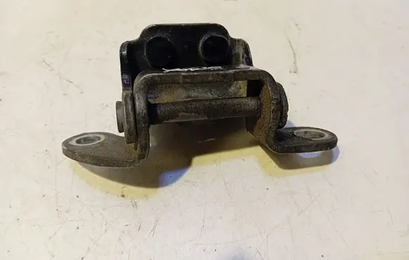 Toyota Yaris Rear door upper hinge