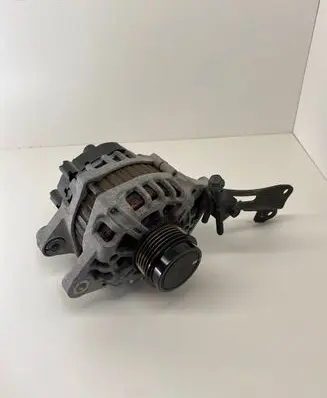 Hyundai i10 Generator/alternator 3730003600 2609501