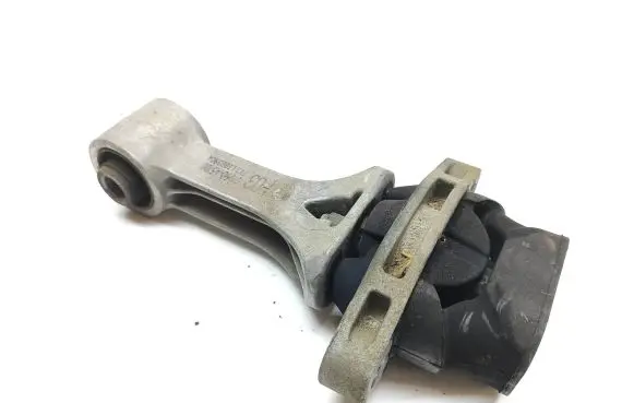 KIA Ceed Engine mount bracket 21950A5100 7K11T003904