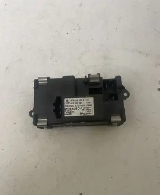 Audi A6 S6 C6 4F Heater blower motor/fan resistor 4F0820521A