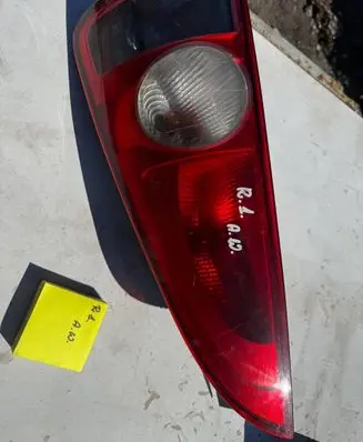 Renault Espace IV Rear/tail lights 8200002716 8200002715